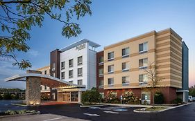 Fairfield Inn & Suites By Marriott Akron Stow